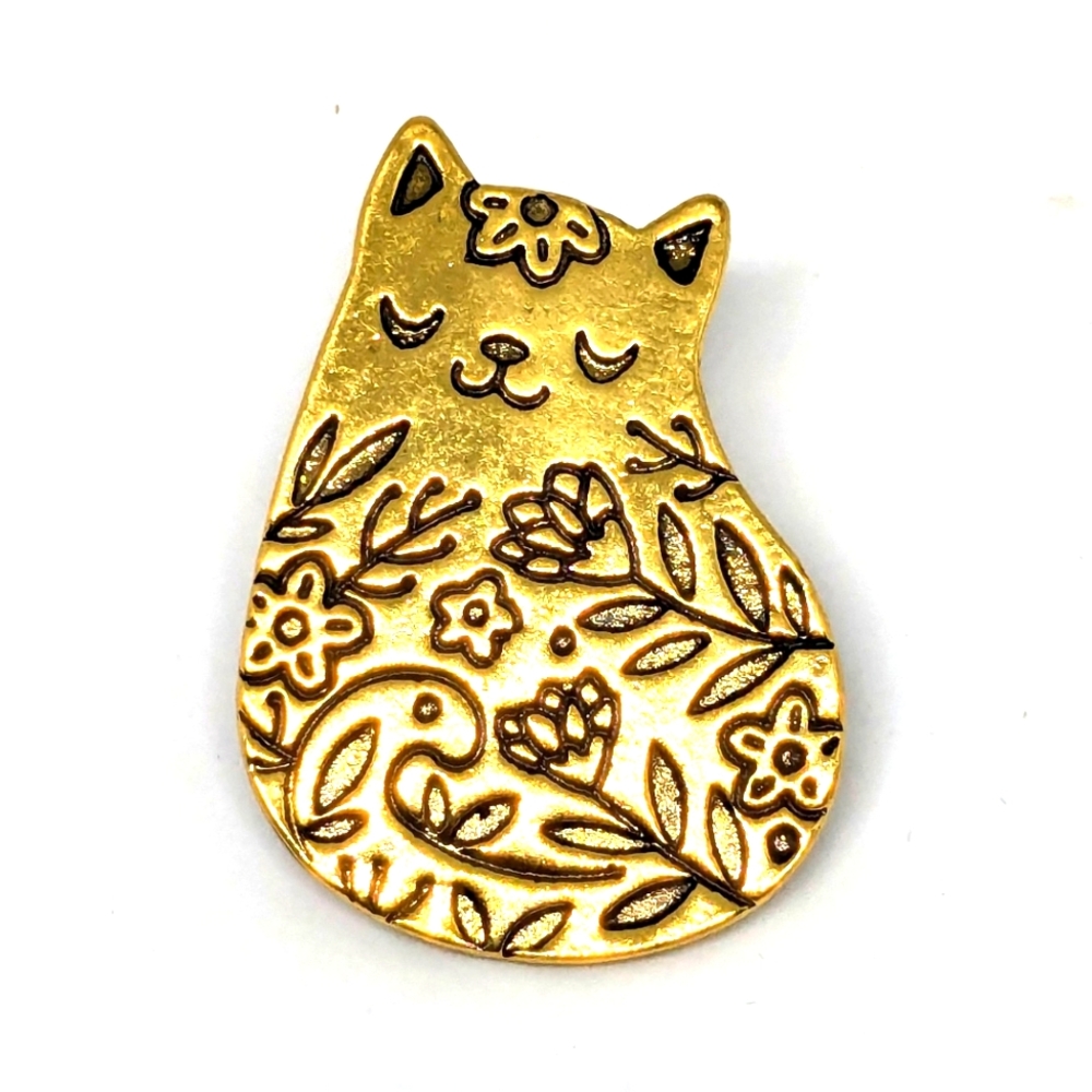 Gold Flower Cat Pin - Sitting Kitty